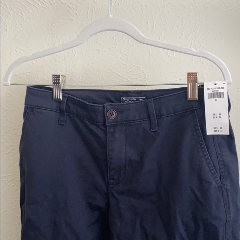 Women’s dockers